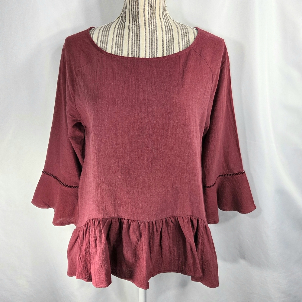 Sacred Threads NWT Red BOHO Bell Sleeve Ladder Lace Accent Ruffle Hem Top OS